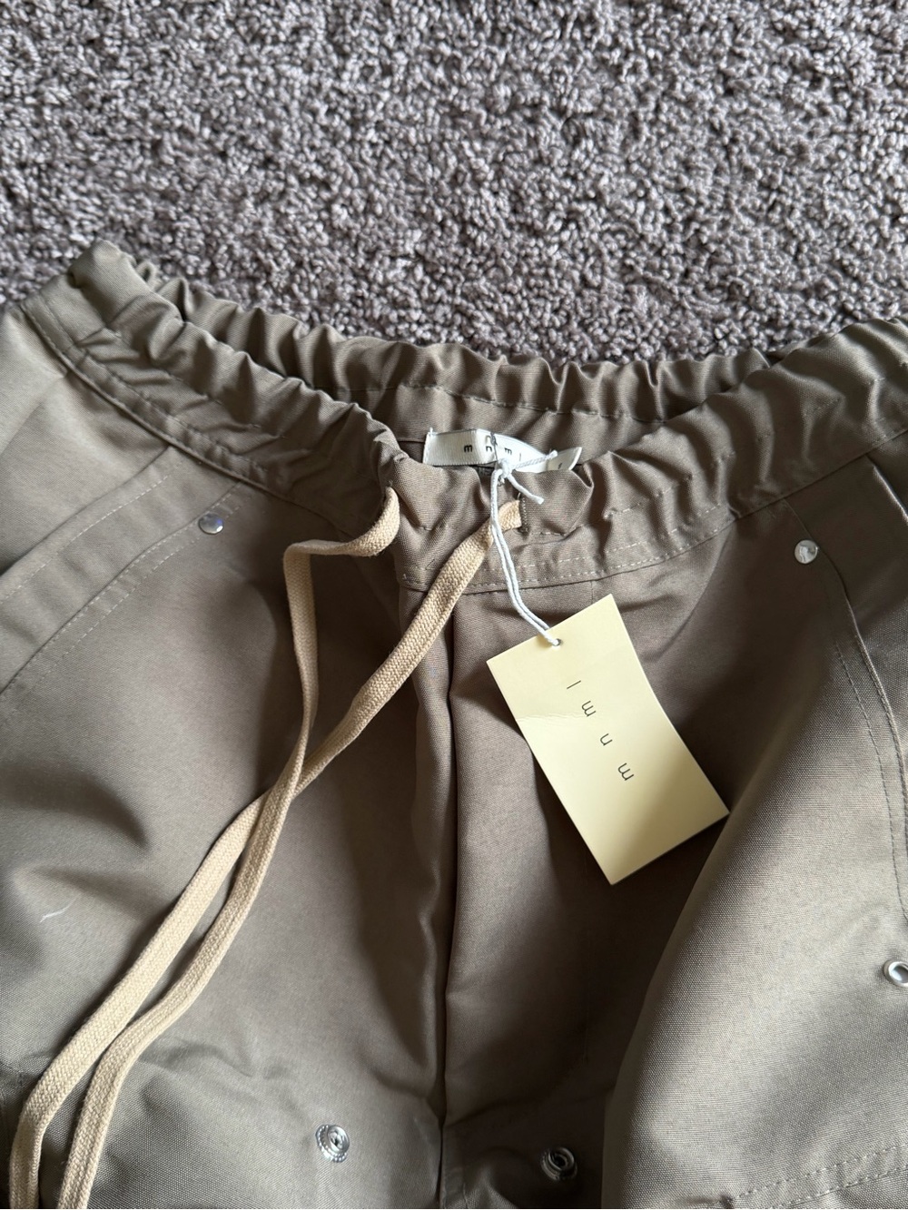 MNML Men's Cargo Pants in Olive/Tan